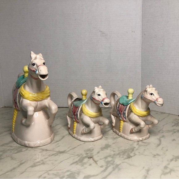 Vintage Heritage Mint - Carousel Horse Teapot Set with Creamer and Sugar Bowl - Picture 6 of 17